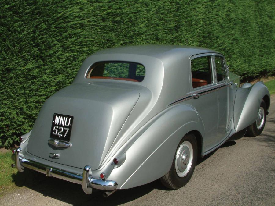  Rolls-Royce Silver Dawn Saloon 1954 года  (фото 6 из 6)